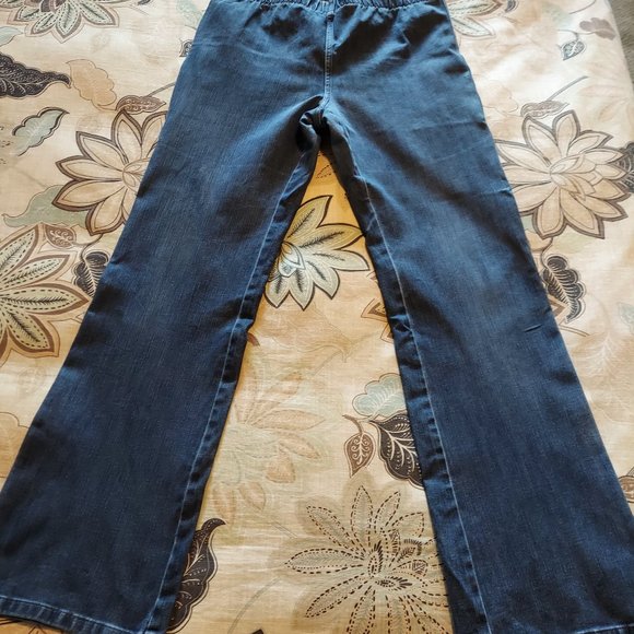 Dress Up or Dress Down Jeans with Bell-Bottoms and Elastic Waist! - Picture 2 of 6